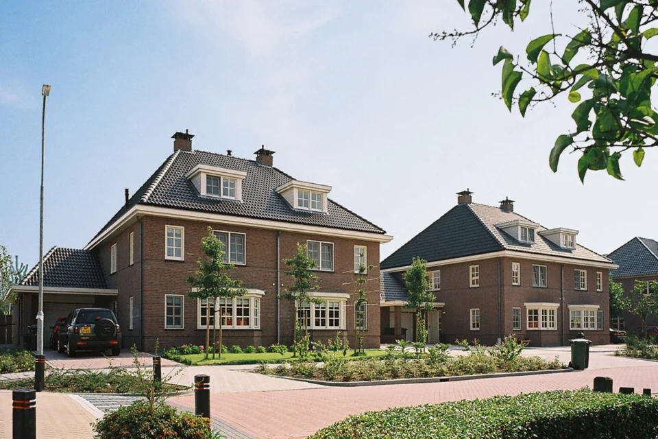2 onder 1 kapwoningen in jaren 30 stijl