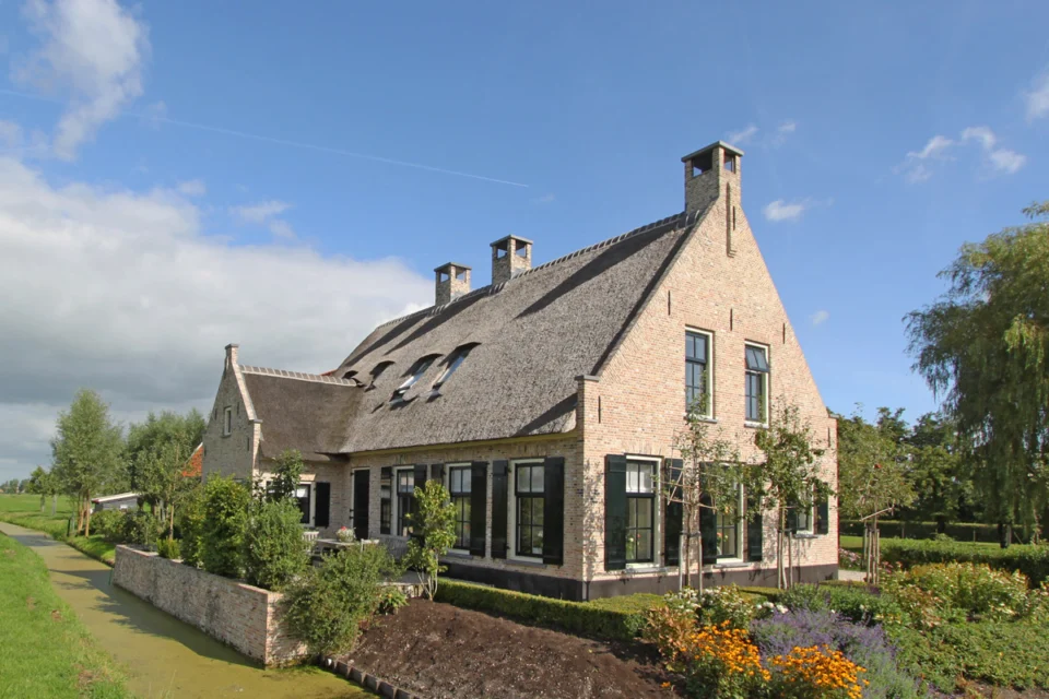 Landelijke woning met IJsselstenen