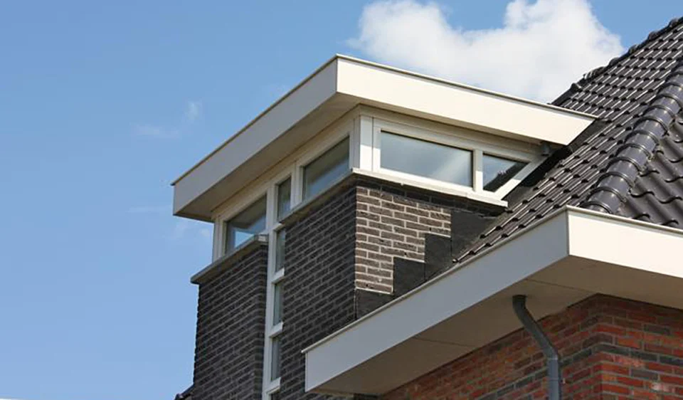 Detail dakkapel jaren 30 woning Detail dakkapel jaren 30 woning
