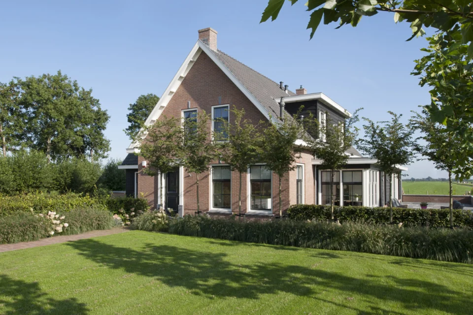 Landelijke woning ruim ontworpen