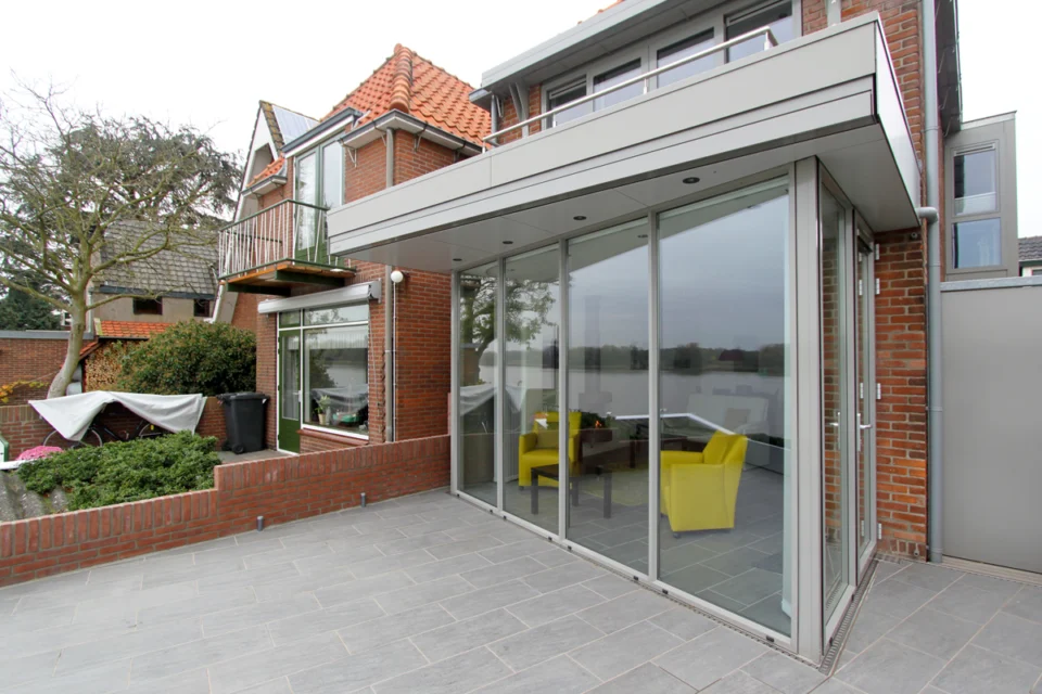 Moderne aanbouw jaren 30 woning
