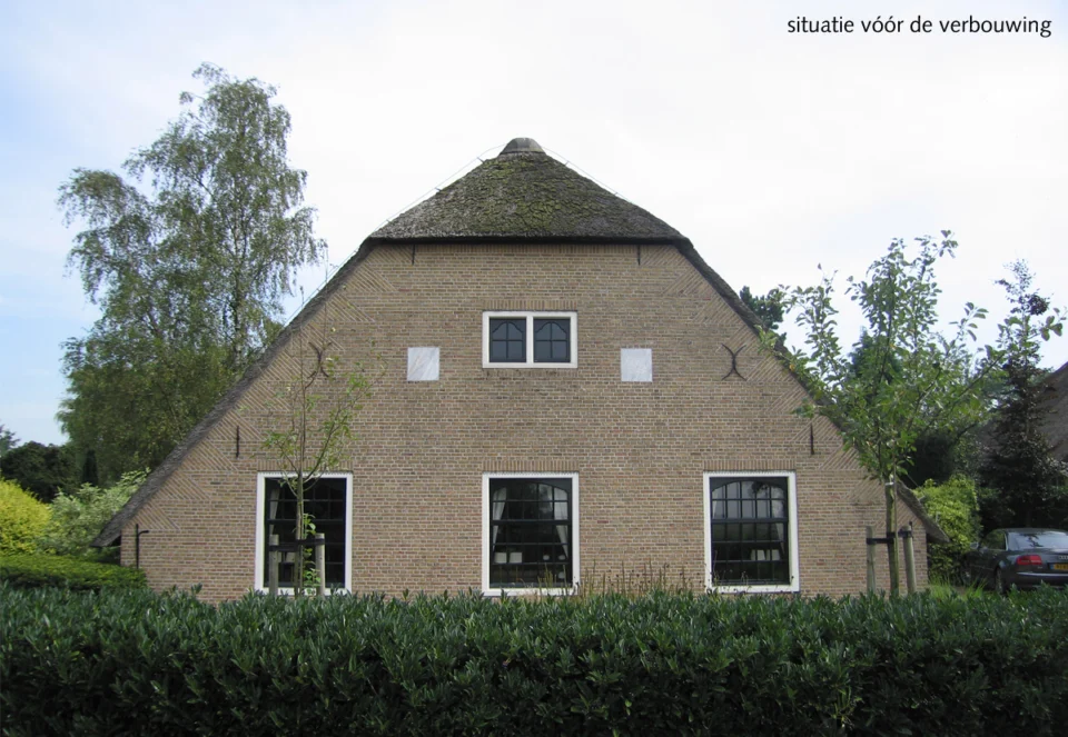 Situatie voor de verbouwing van de boerderij