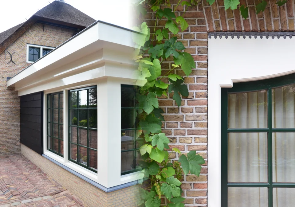 Uitbouw en raamdetail verbouwde boerderij