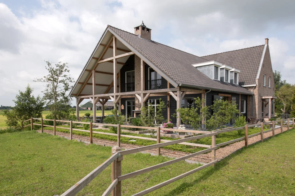 Landelijke woning met houtconstructies