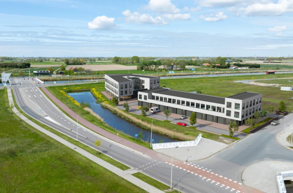 Business LOFT Hellevoetsluis Gebouw 1 drone