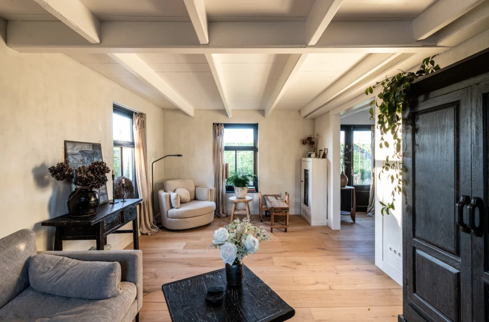 LvdP 20250923 3343 Een heerlijk huis met landelijke uitstraling.
