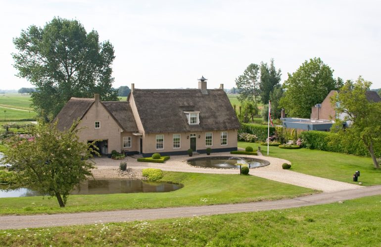 Nieuwbouw landhuis Groot-Ammers