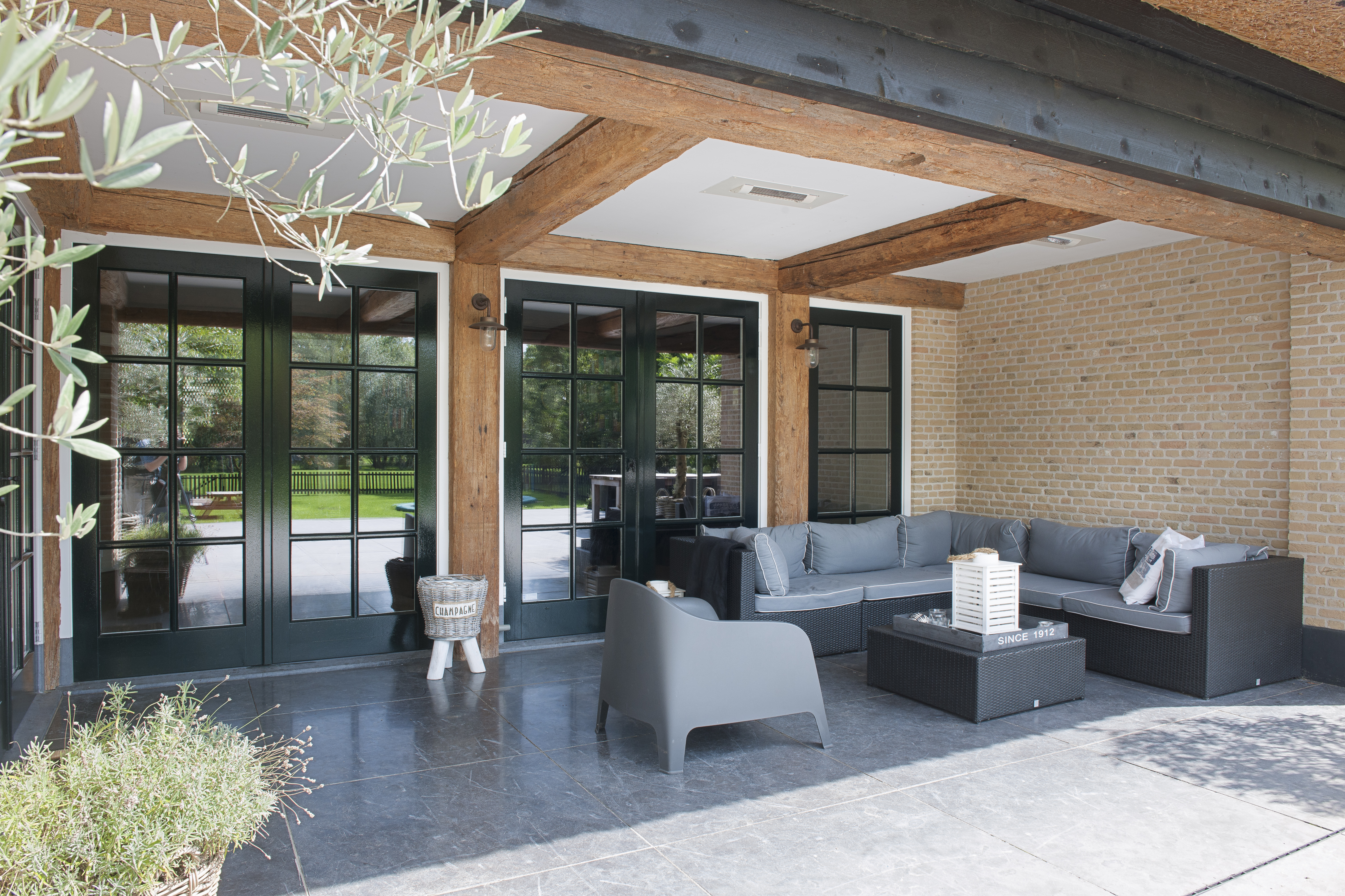 Inpandige veranda verbouwing boerderij Inpandige veranda verbouwing boerderij